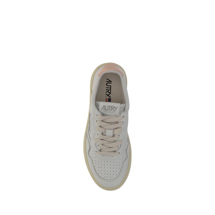 Autry White Calf Leather Bos Taurus Low Top Sneakers