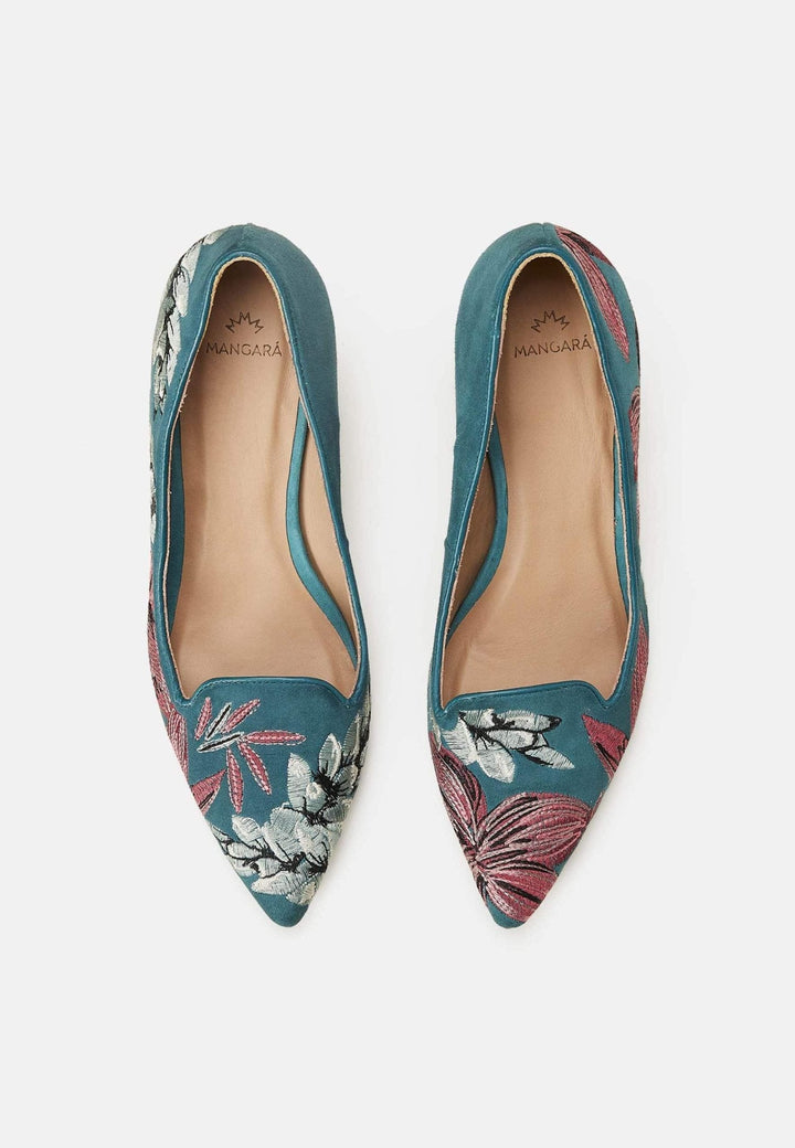 Mangará Atelier Turquoise Suede Embroidered Pumps – Kitten Heel Style